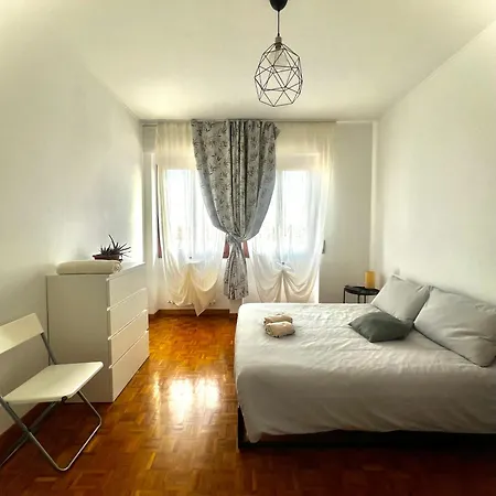 The 6th Floor Flat - Direct Link To Centre In 8 Mins Milán